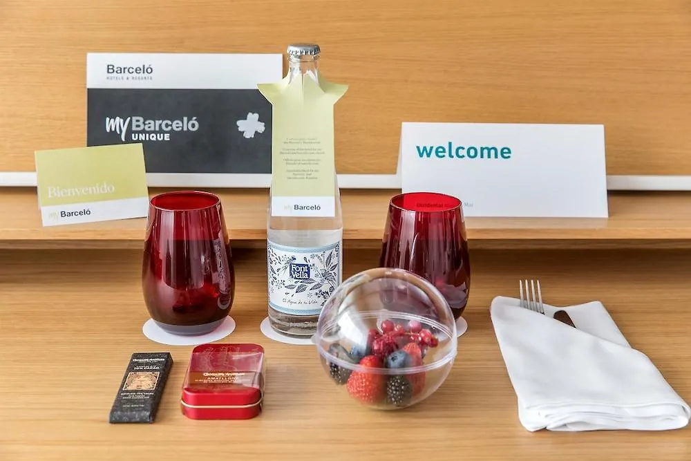 Occidental Atenea Mar - Adults Only Barcelone 4*,