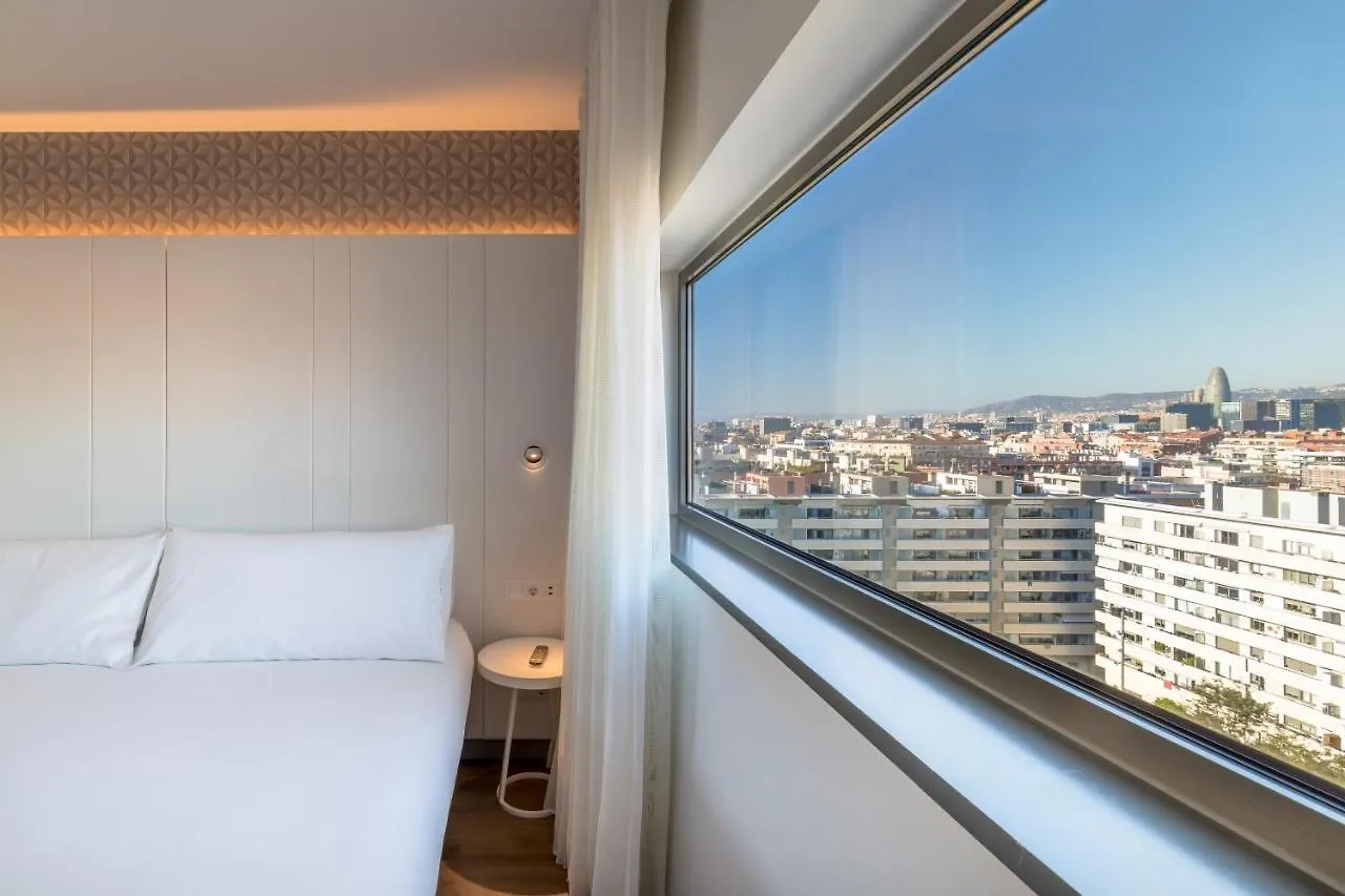 Отель Occidental Atenea Mar - Adults Only Барселона