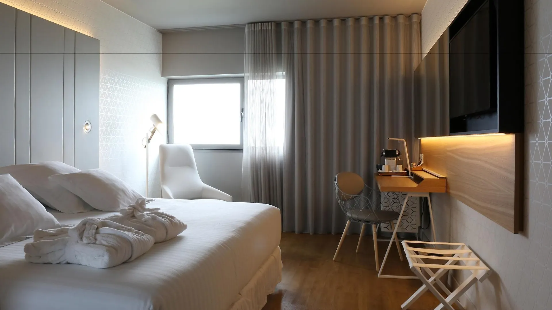 Occidental Atenea Mar - Adults Only Barcelona